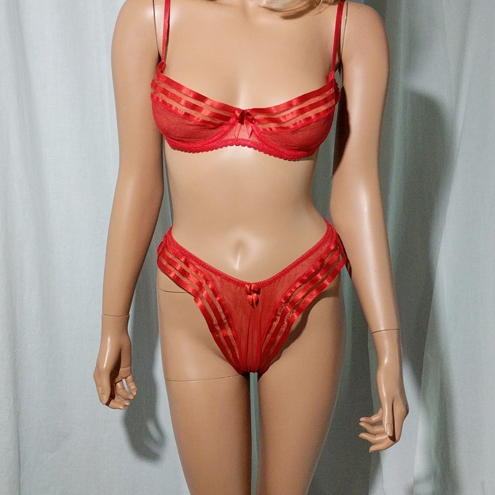 Polyester Malanga RED Ribbon Bra 36C. Small thong Fabric feels so soft